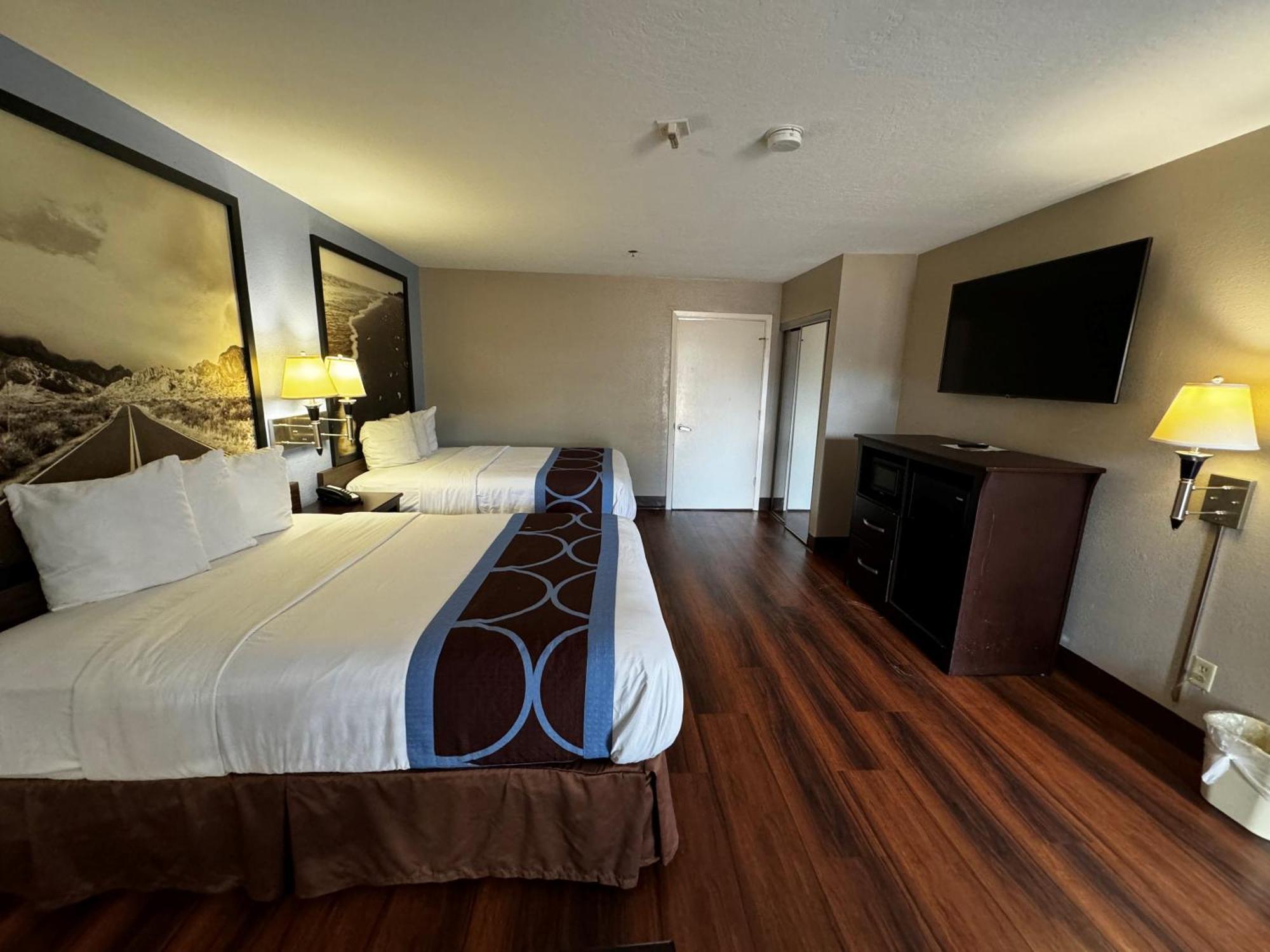 Super 8 By Wyndham Houston Webster Nasa Hotel Kültér fotó