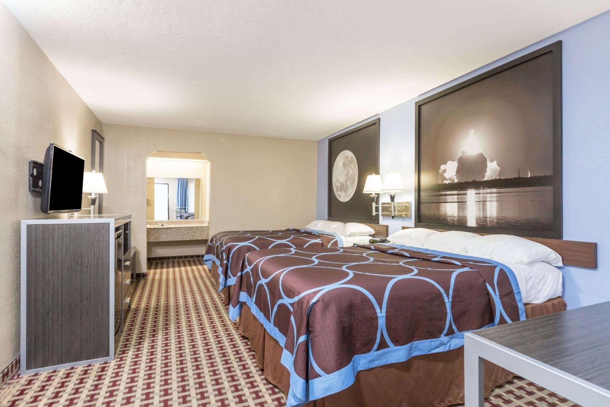 Super 8 By Wyndham Houston Webster Nasa Hotel Kültér fotó
