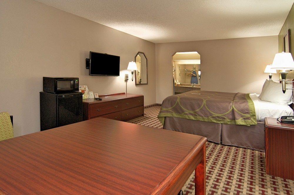 Super 8 By Wyndham Houston Webster Nasa Hotel Kültér fotó